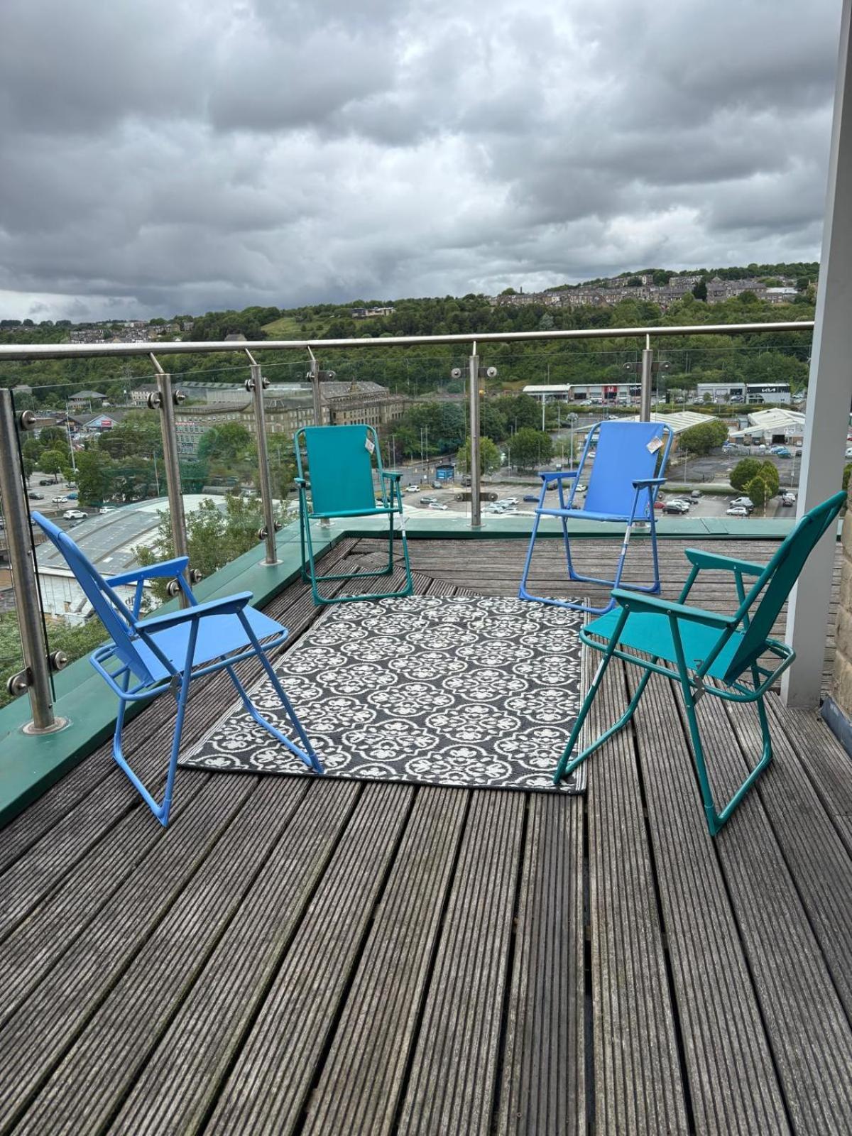 2 Bedrooms, 2 Bathrooms Stunning Penthouse City View แบรดฟอร์ด ภายนอก รูปภาพ